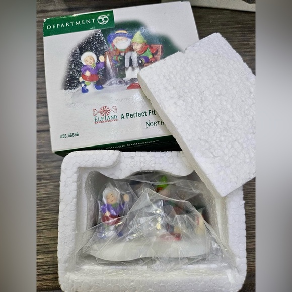 SOLD- Department 56 A Perfect Fit - Picture 8 of 8